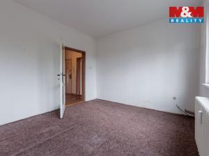 Prodej bytu 3+1, Nová Role, Školní, 74 m2