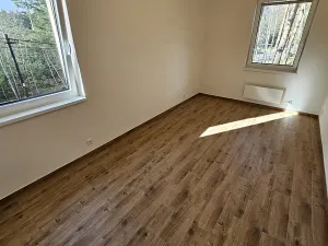 Prodej atypického bytu, Doksy, Pod Borným, 73 m2