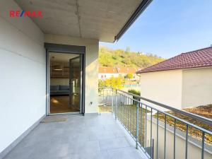 Pronájem bytu 3+kk, Praha - Lysolaje, Lysolajské údolí, 70 m2