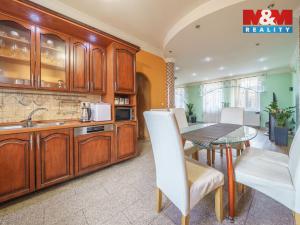 Prodej činžovního domu, Karlovy Vary - Bohatice, Jáchymovská, 700 m2