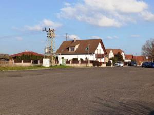 Prodej pozemku pro bydlení, Račice, 903 m2