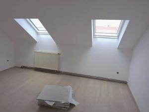 Pronájem bytu 3+kk, Břeclav, Mánesova, 80 m2