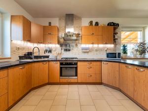 Prodej rodinného domu, Letiny, 282 m2