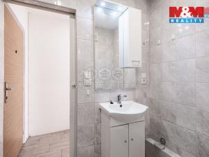 Pronájem bytu 1+1, Žatec, Černobýla, 35 m2