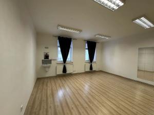 Pronájem komerční nemovitosti, Karviná, Karola Śliwky, 31 m2