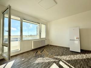 Pronájem bytu 1+kk, Brno, U hřiště, 31 m2