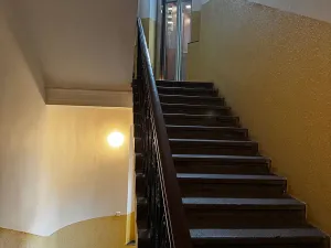 Pronájem bytu 3+1, Praha - Nové Město, Štěpánská, 89 m2