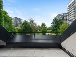 Pronájem bytu 1+kk, Praha - Žižkov, Ke kapslovně, 51 m2