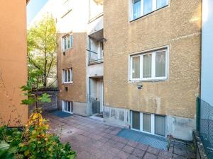 Pronájem bytu 1+kk, Praha - Michle, Michelská, 25 m2