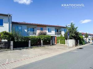 Prodej bytu 2+kk, Vestec, U Strouhy, 66 m2