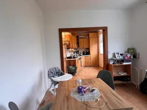 Prodej bytu 3+1, Karlovy Vary, Maďarská, 61 m2