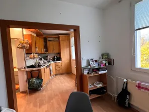 Prodej bytu 3+1, Karlovy Vary, Maďarská, 61 m2