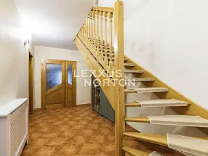 Prodej rodinného domu, Benešov, 264 m2