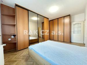 Pronájem bytu 3+1, Praha - Vinohrady, Nad Primaskou, 62 m2