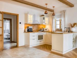 Prodej apartmánu, Lipí, 197 m2