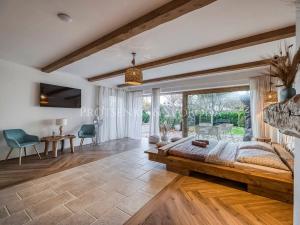 Prodej vícegeneračního domu, Lipí, 197 m2