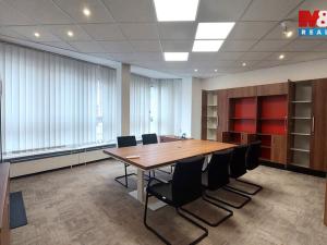 Pronájem obchodního prostoru, Ústí nad Orlicí, T. G. Masaryka, 15 m2