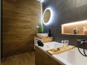 Prodej bytu 2+kk, Ostrava, Letecká, 52 m2