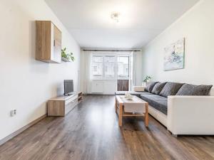 Pronájem bytu 3+1, Hluboká nad Vltavou, Nerudova, 70 m2