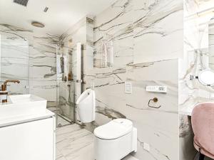 Prodej bytu 4+1, Praha - Stodůlky, Petržílkova, 228 m2