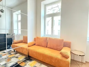 Pronájem bytu 1+kk, Praha - Nové Město, Sokolská, 17 m2