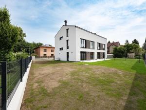 Prodej rodinného domu, Praha - Horní Počernice, Bříšťanská, 218 m2