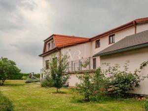 Prodej vícegeneračního domu, Sulice, Hlavní, 370 m2