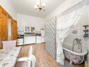 Prodej rodinného domu, Pardubice - Zelené Předměstí, Na Spravedlnosti, 330 m2