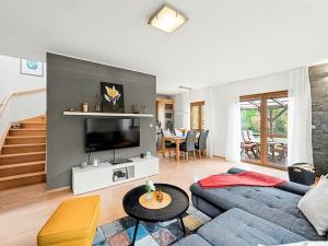 Prodej rodinného domu, Květnice, Sosnová, 104 m2