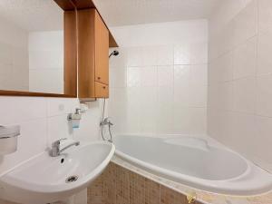 Prodej bytu 3+kk, Chotětov, 9. května, 63 m2