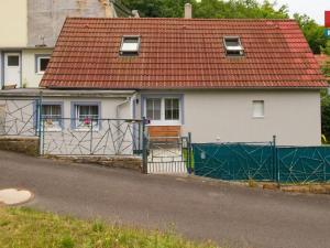 Prodej rodinného domu, Bžany - Lhenice, 216 m2