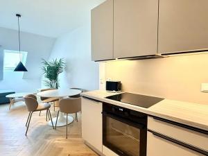 Pronájem bytu 2+kk, Praha - Vršovice, Tolstého, 48 m2