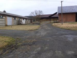 Prodej komerčního pozemku, Srby, 2298 m2