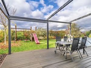 Prodej rodinného domu, Praha - Řeporyje, Ke Zbuzanům, 136 m2