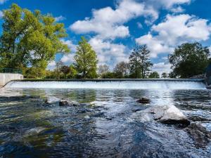 Prodej obchodního prostoru, Brno, Fryčajova, 127 m2