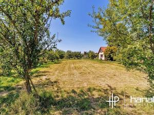 Prodej pozemku pro bydlení, Kožušany-Tážaly, 828 m2