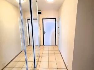 Pronájem bytu 2+kk, Praha - Háje, Mendelova, 42 m2