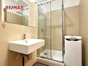 Pronájem bytu 1+kk, Praha - Malešice, Nad úžlabinou, 36 m2