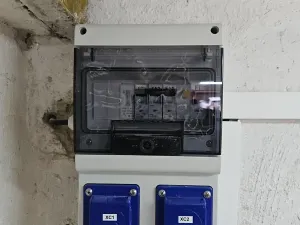 Pronájem garáže, Brno, Svahová, 16 m2