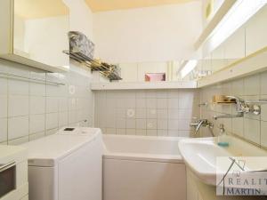 Prodej bytu 3+1, Praha - Újezd nad Lesy, Žiželická, 62 m2