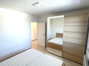 Pronájem bytu 3+kk, Praha - Krč, Pacovská, 68 m2