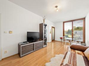 Prodej bytu 1+1, Týnec nad Sázavou - Brodce, Na Kněžině, 39 m2