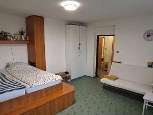 Prodej bytu 1+1, Plzeň, Motýlí, 37 m2