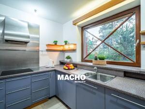 Prodej vily, Dobřichovice, K Lomu, 248 m2