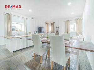 Prodej rodinného domu, Klobuky, Náměstí J. Š. Baara, 108 m2