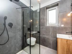 Prodej rodinného domu, Praha - Lhotka, U družstva Tempo, 186 m2