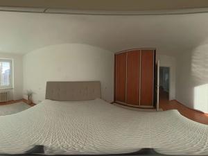 Pronájem bytu 2+kk, Praha - Záběhlice, Jabloňová, 52 m2