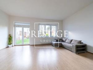 Pronájem bytu 1+kk, Praha - Libeň, Březenská, 66 m2