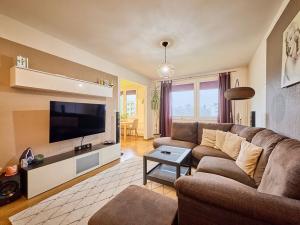 Prodej bytu 4+1, Trutnov, Sněženková, 90 m2