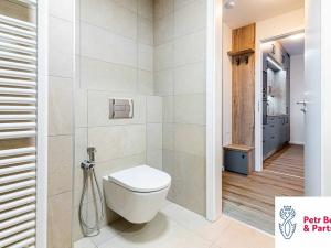 Pronájem bytu 2+kk, Kladno, Ke křížku, 48 m2